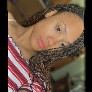 Meet your Posher, Deandra